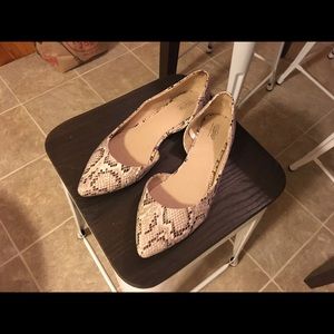Snakeskin flats